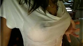 Wet T-Shirt Fetish On Webcam&excl;&excl;