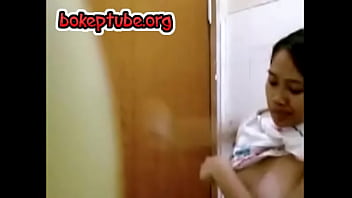 Cute Indonesian Teen Got Spy Cam