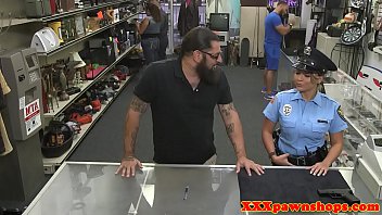 Police pawnee babe sucks cock and tastes cum