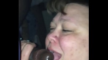 Mature Fat White Bitch Sucking BBC