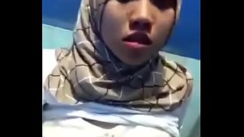 Busty malay tudung