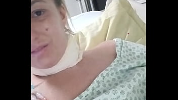 Julia Fontanelli masturbando no hospital