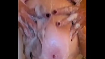 Annie soapy tits&period;